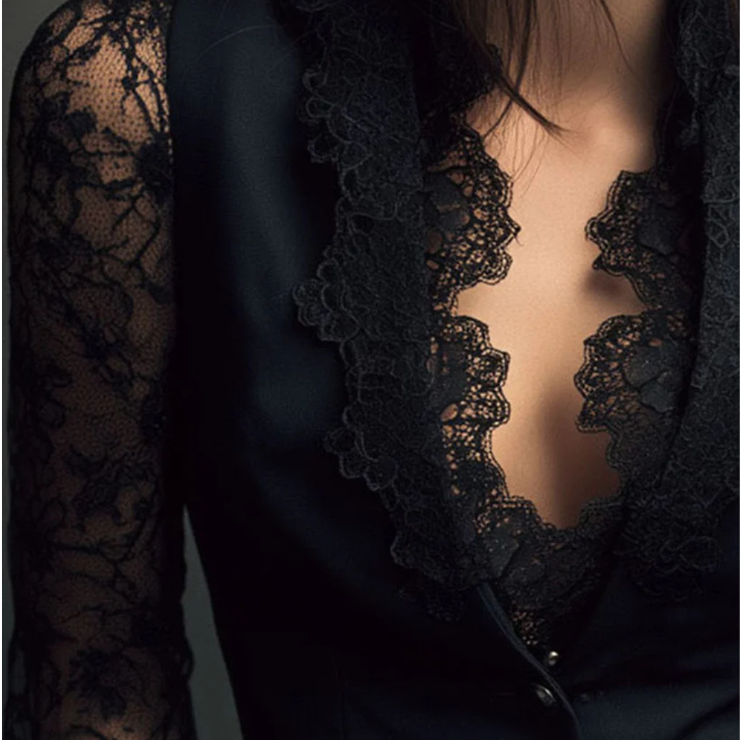 CLAUDIA |  BLAZER ELEGANTE CON ENCAJE