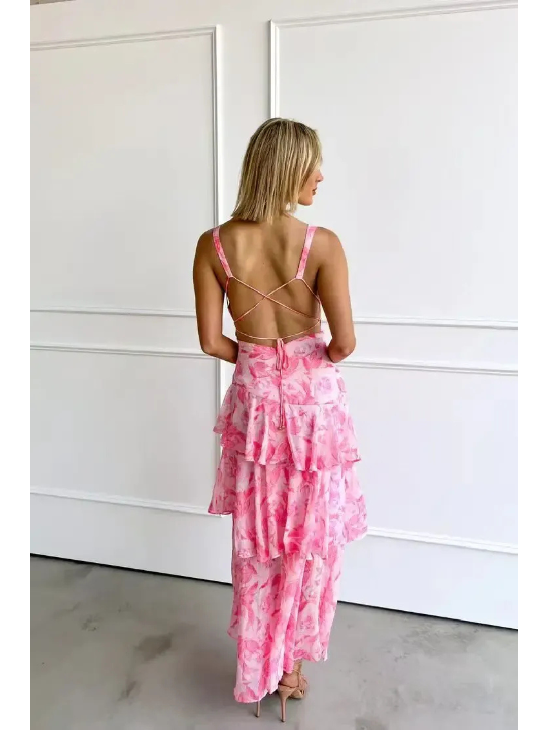 LISA | VESTIDO MAXI FLORAL CON VOLANTES
